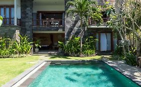 Villa Melasti Wardana